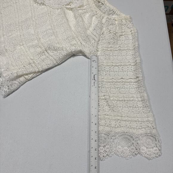 Skye's The Limit Womans Lace Overlay Top Size M White 3/4 Sleeve Cottage Peasant - Picture 11 of 11